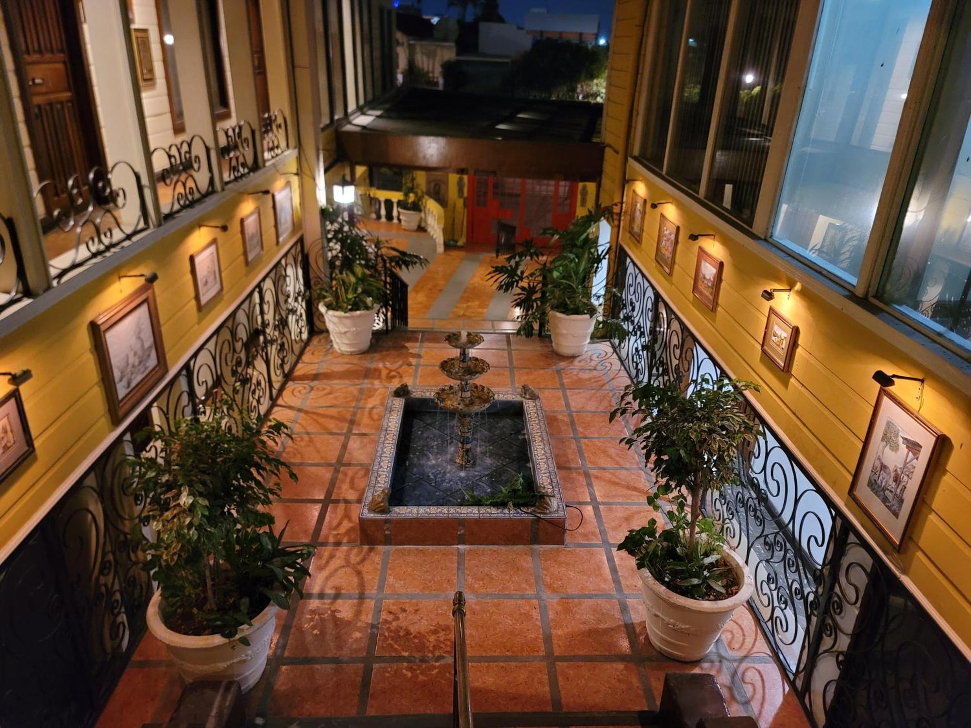 Hotel Whiskey Barrel San José Exterior foto